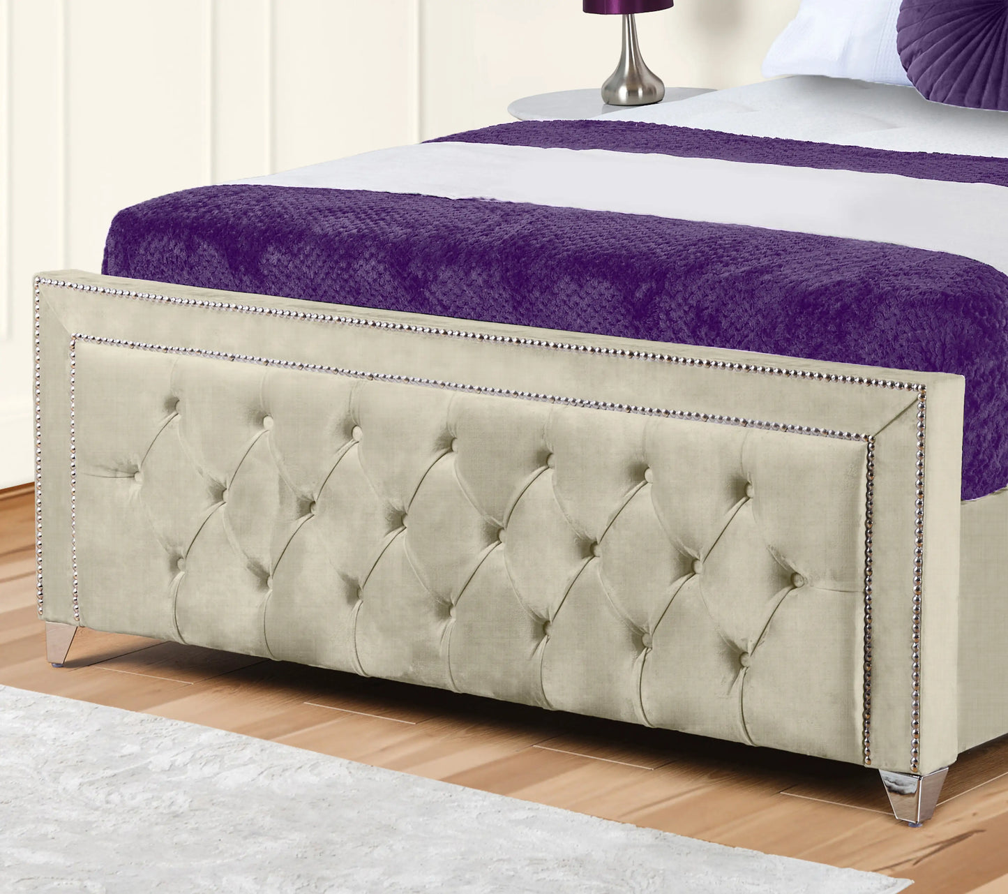 Hamilton Upholstered Bed