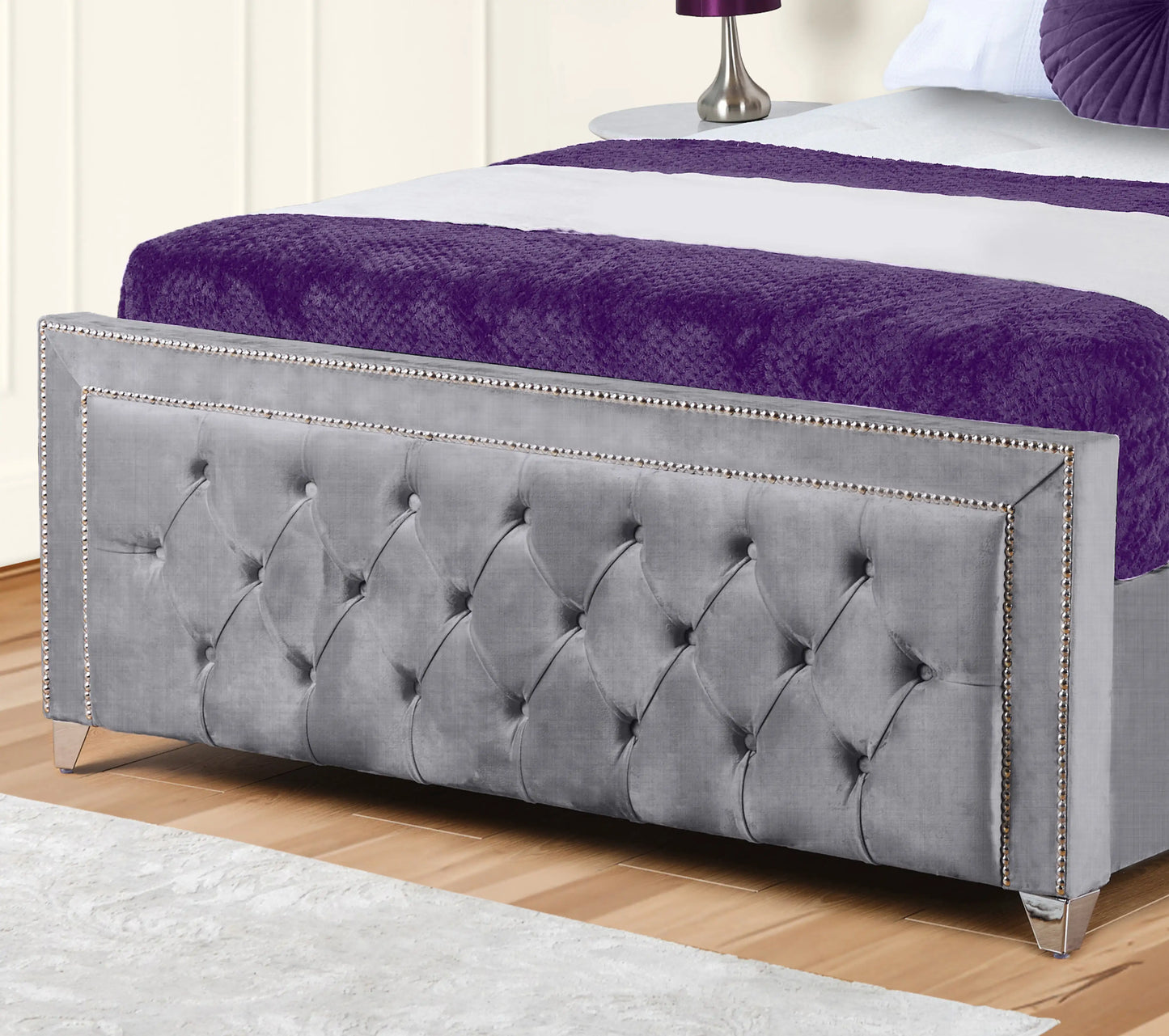 Hamilton Upholstered Bed