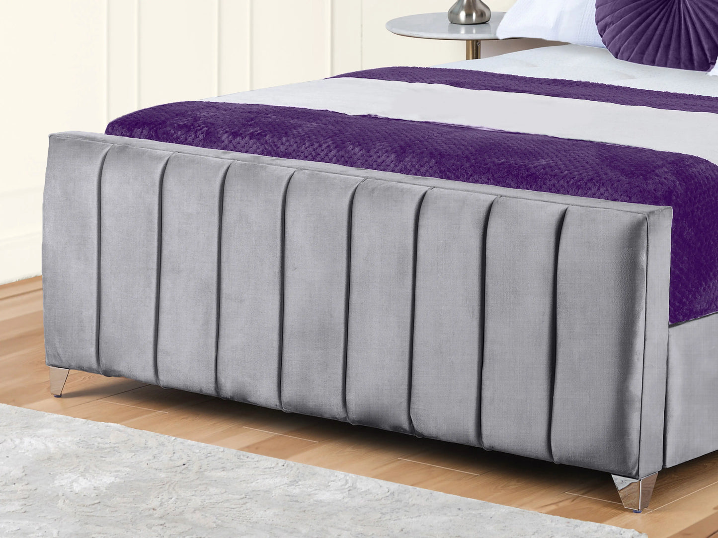 Lisburn Upholstered bed