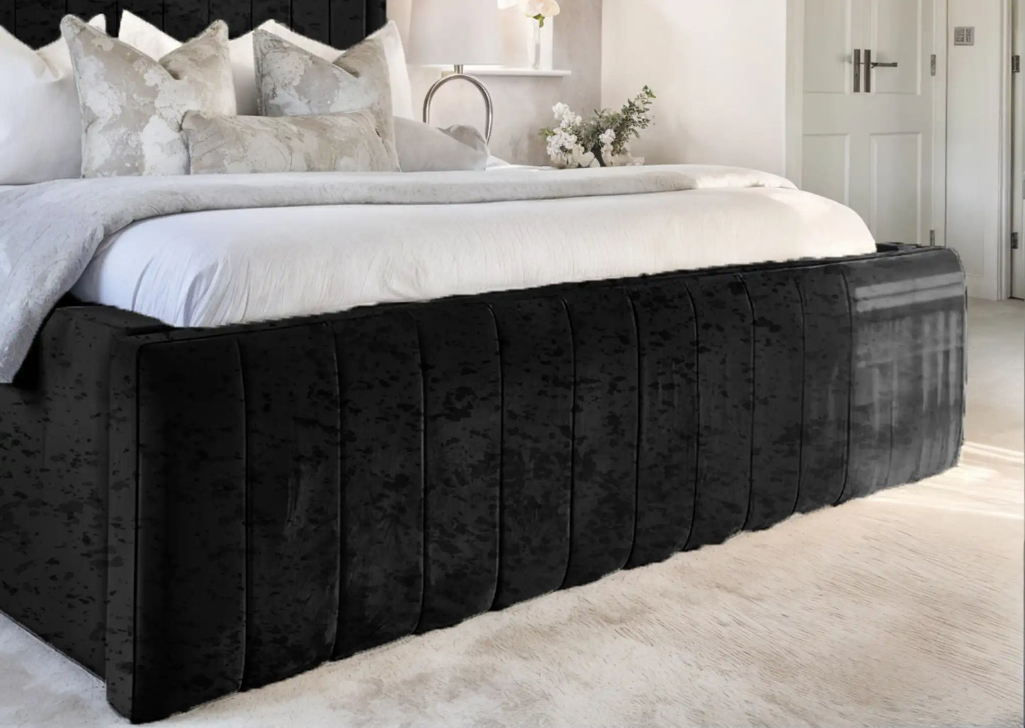 Geneva lined Upholstered Bed