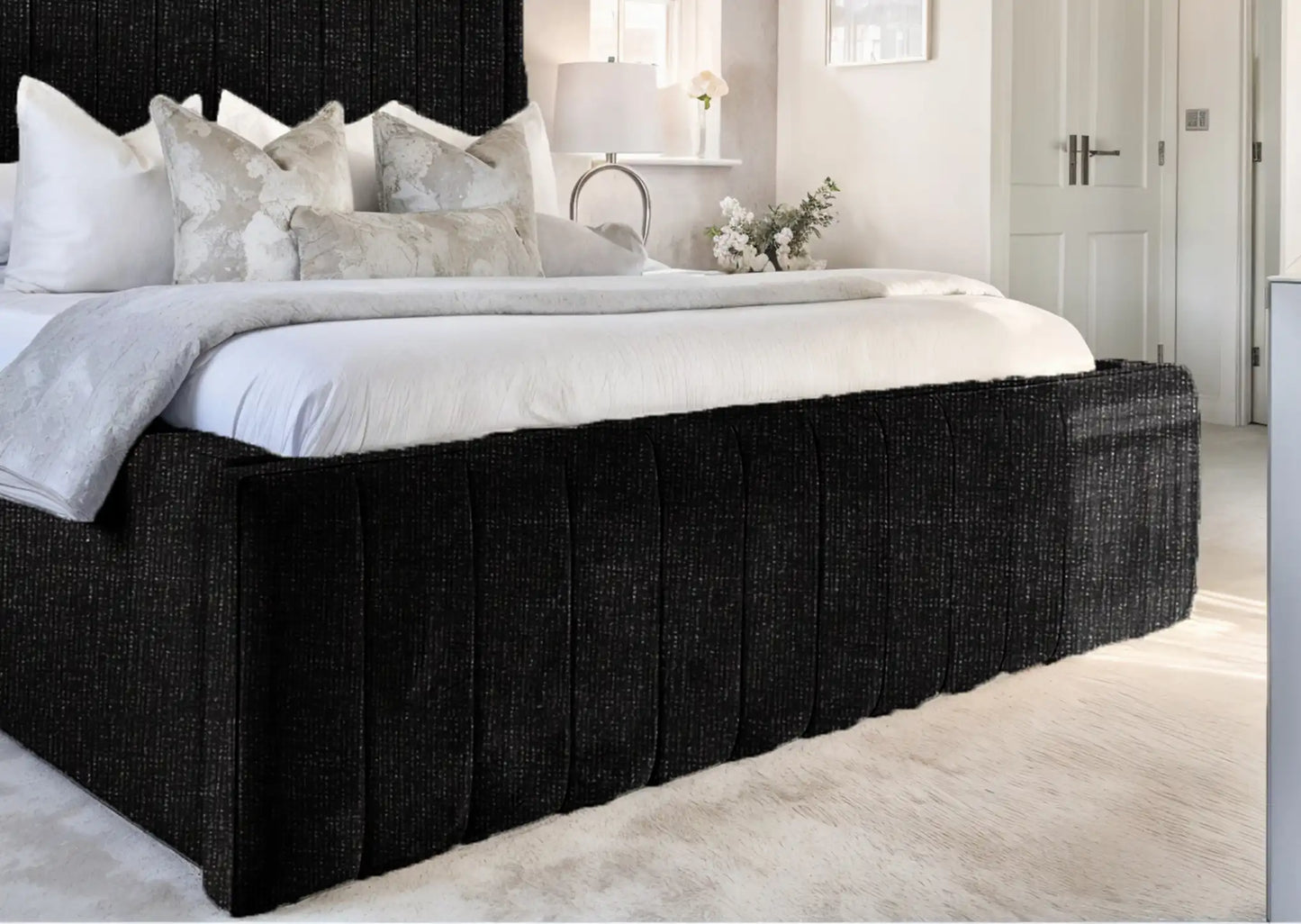 Geneva lined Upholstered Bed