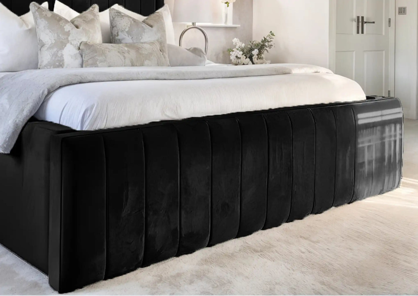 Geneva lined Upholstered Bed