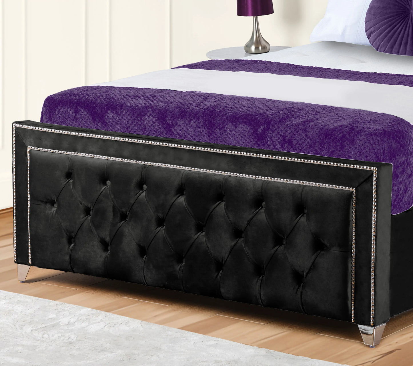 Hamilton Upholstered Bed