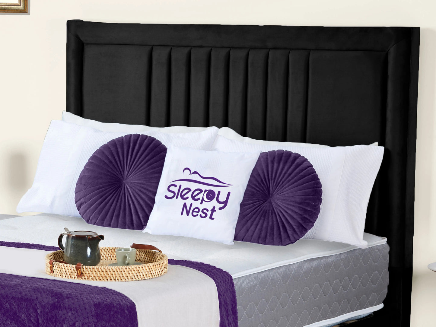Cannas upholstered bed