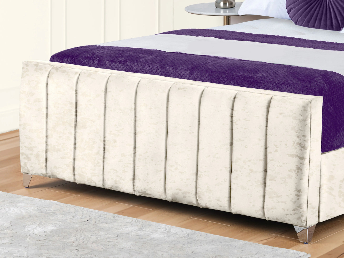 Lisburn Upholstered bed
