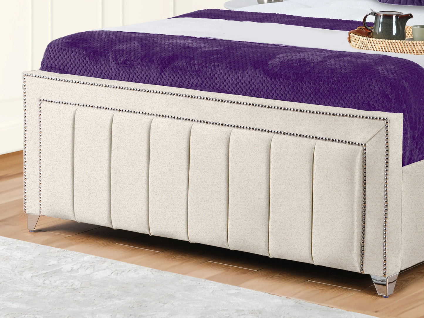 Serena Upholstered bed
