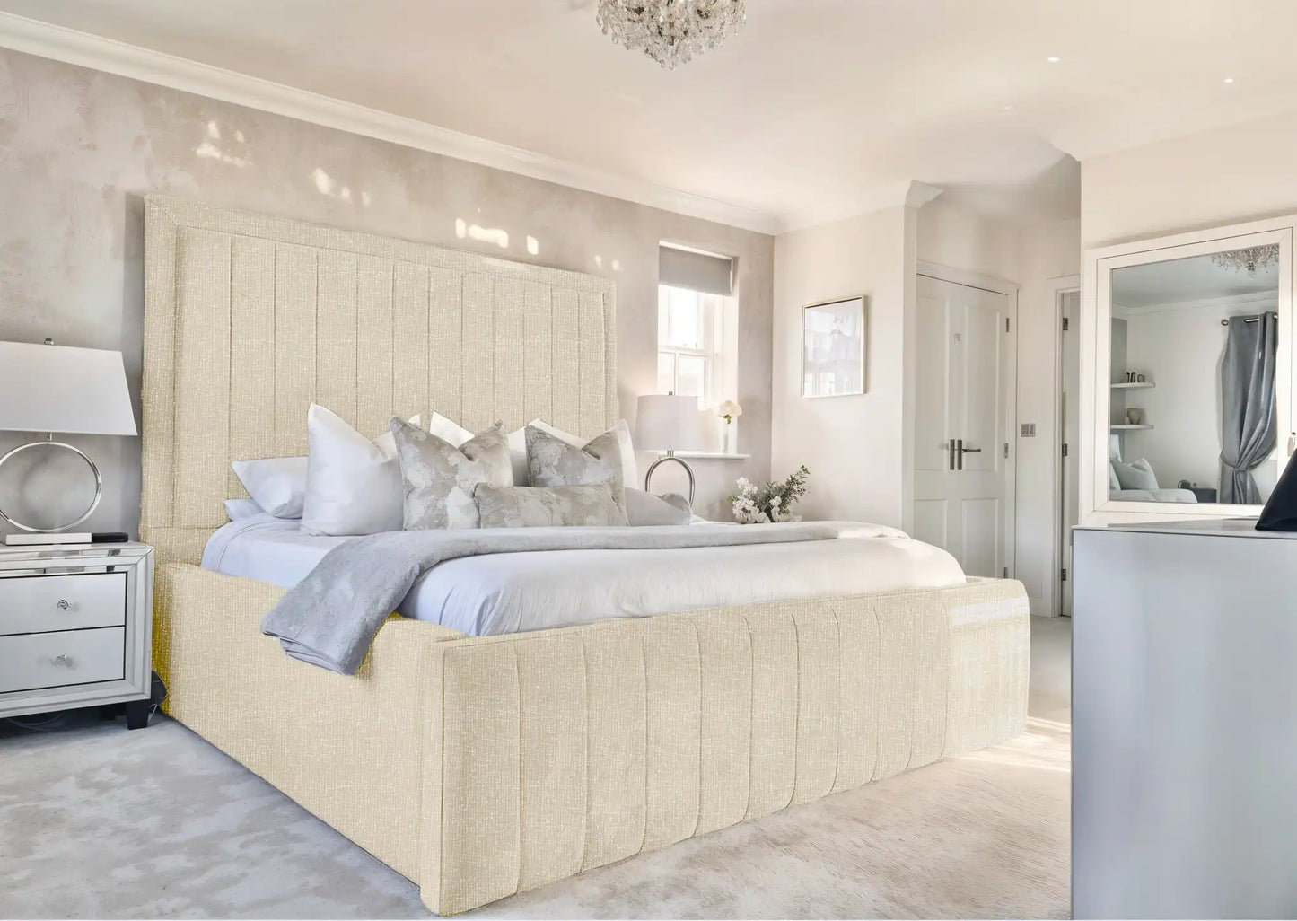 Geneva lined Upholstered Bed