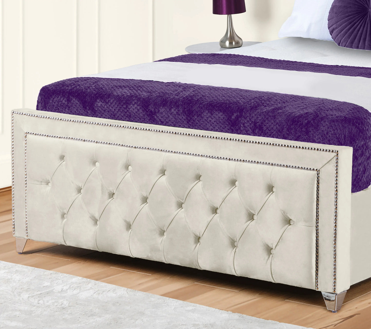 Hamilton Upholstered Bed