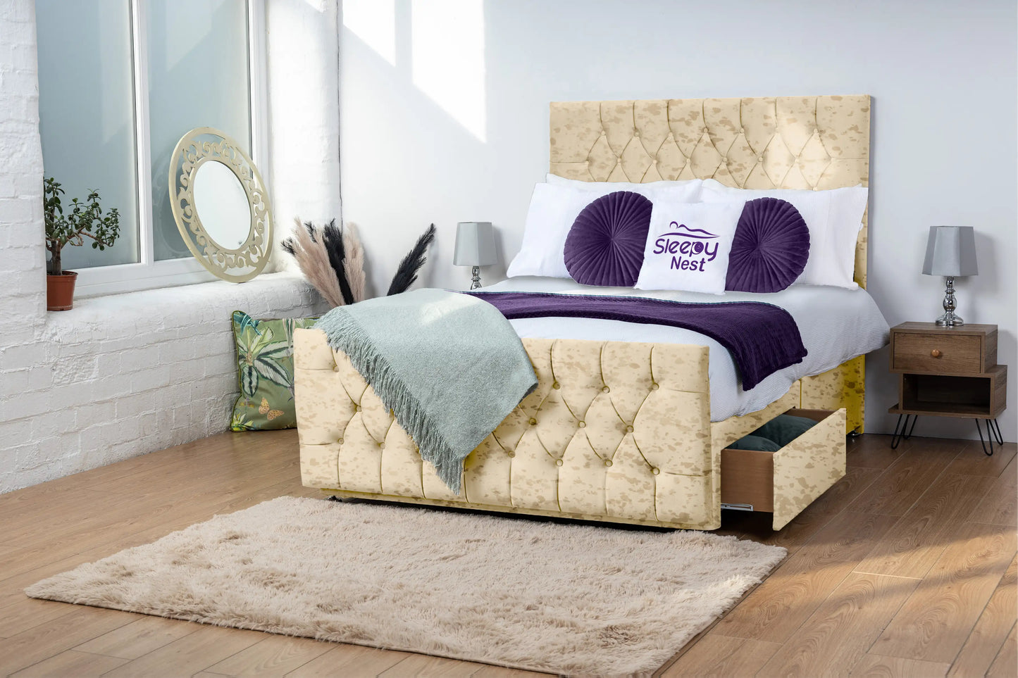 Jublie Chesterfield Divan Bed