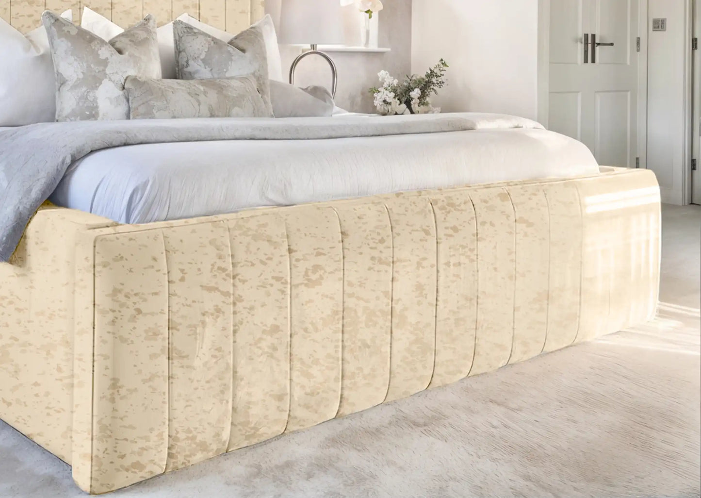 Geneva lined Upholstered Bed