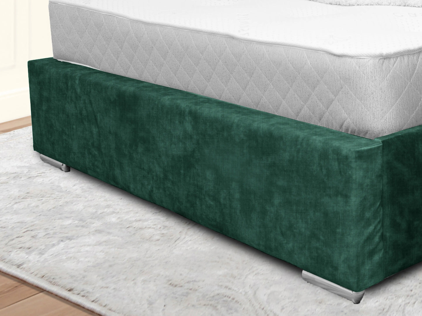 Winchester Upholstered Bed
