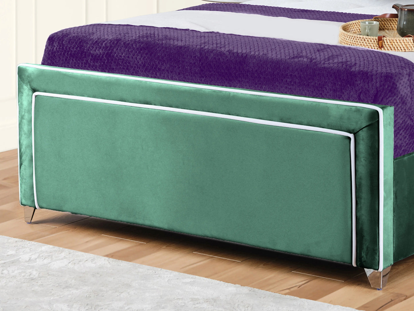 Ariana Upholstered Bed