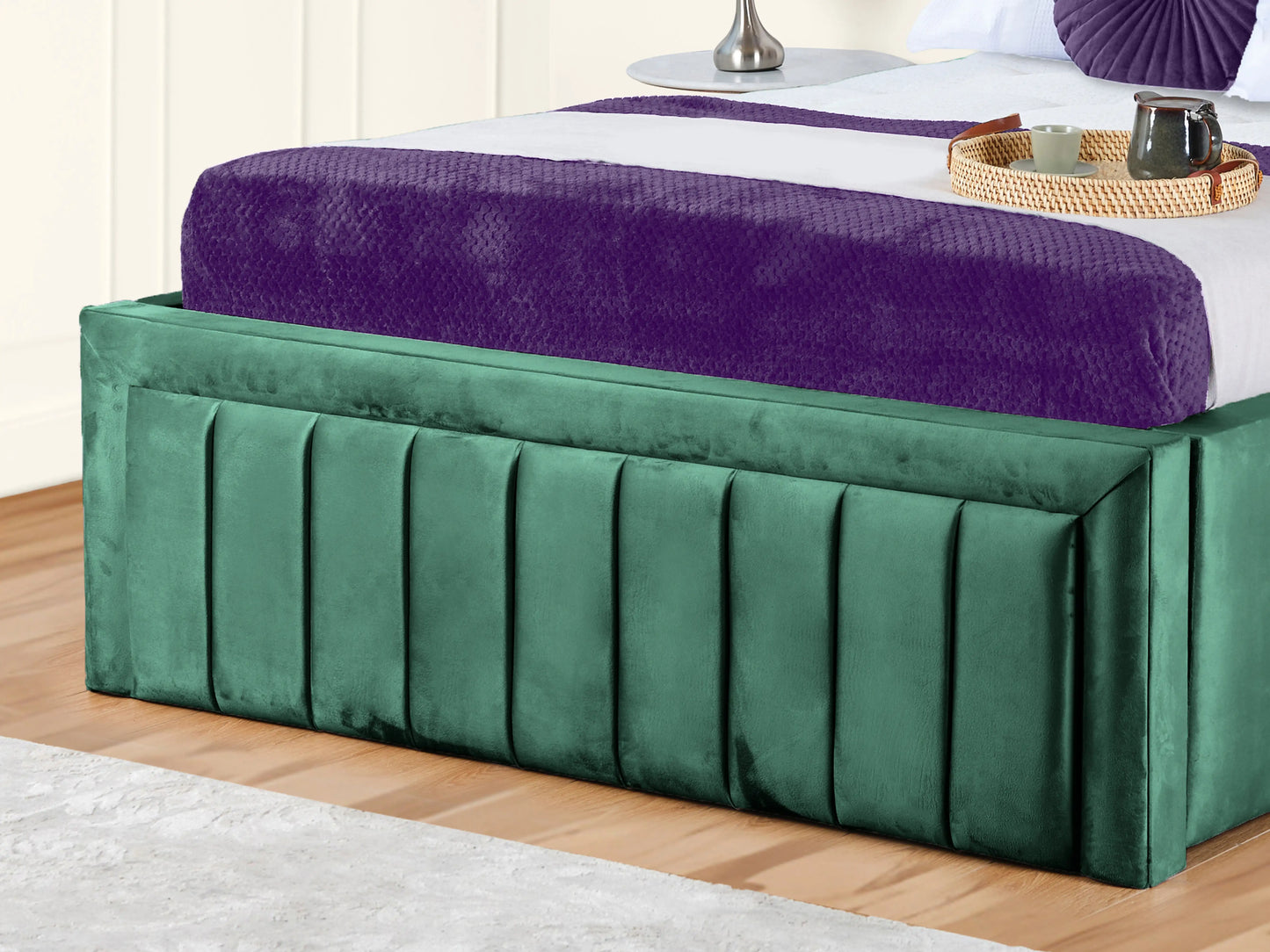 Grand panel Upholstered bed