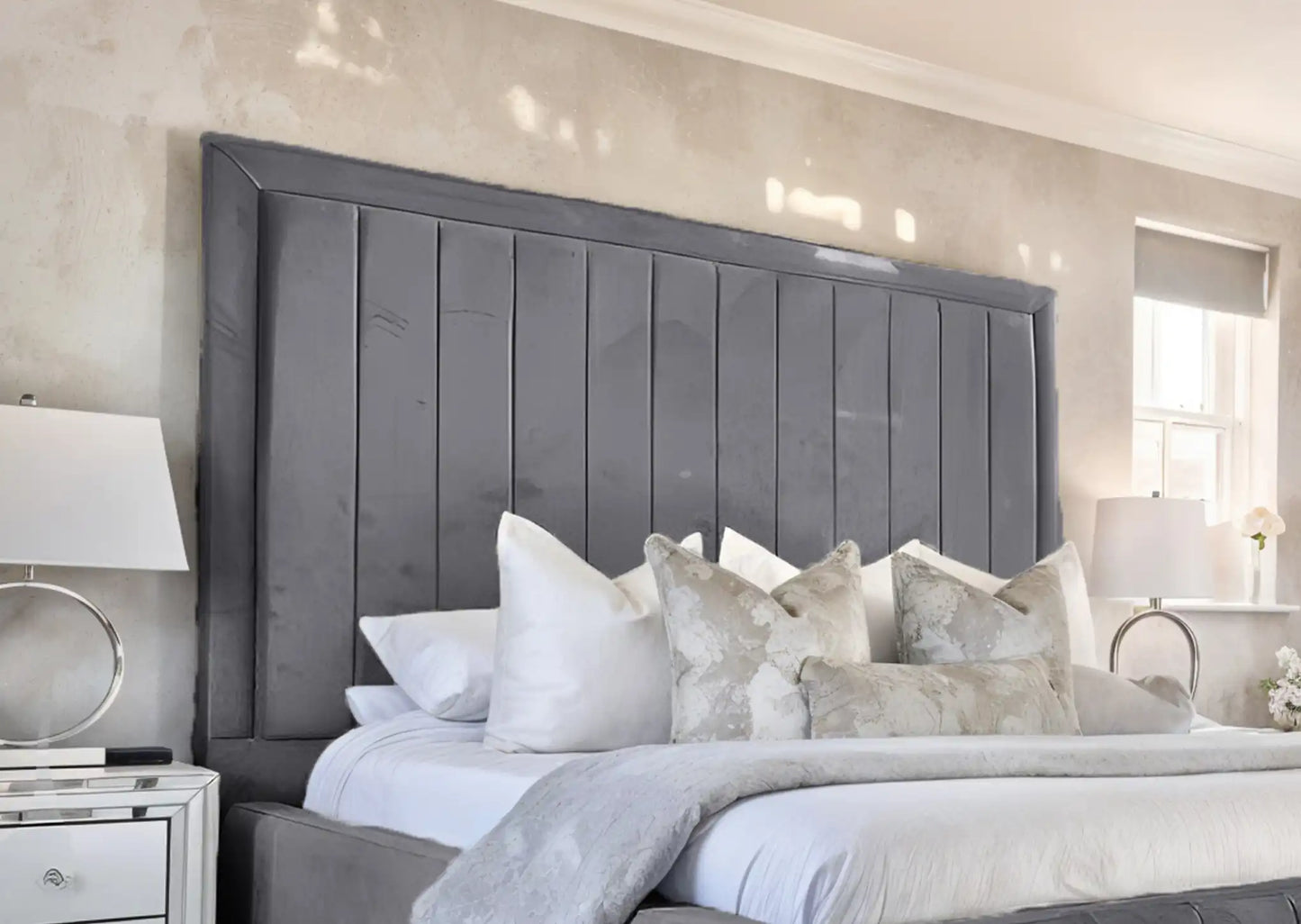 Geneva lined Upholstered Bed