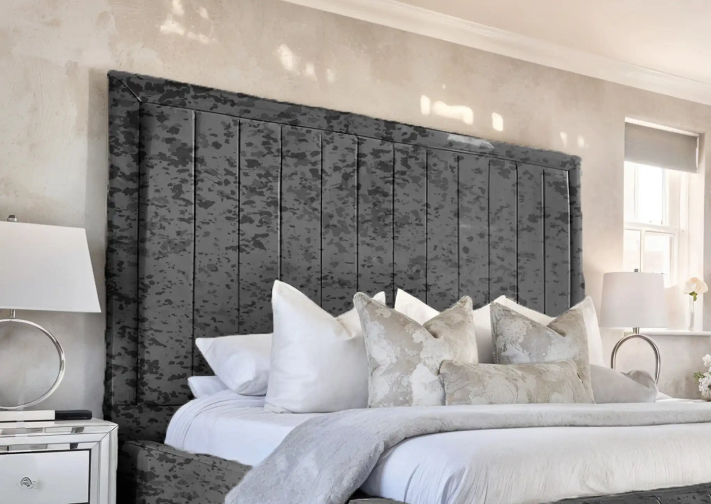 Geneva lined Upholstered Bed