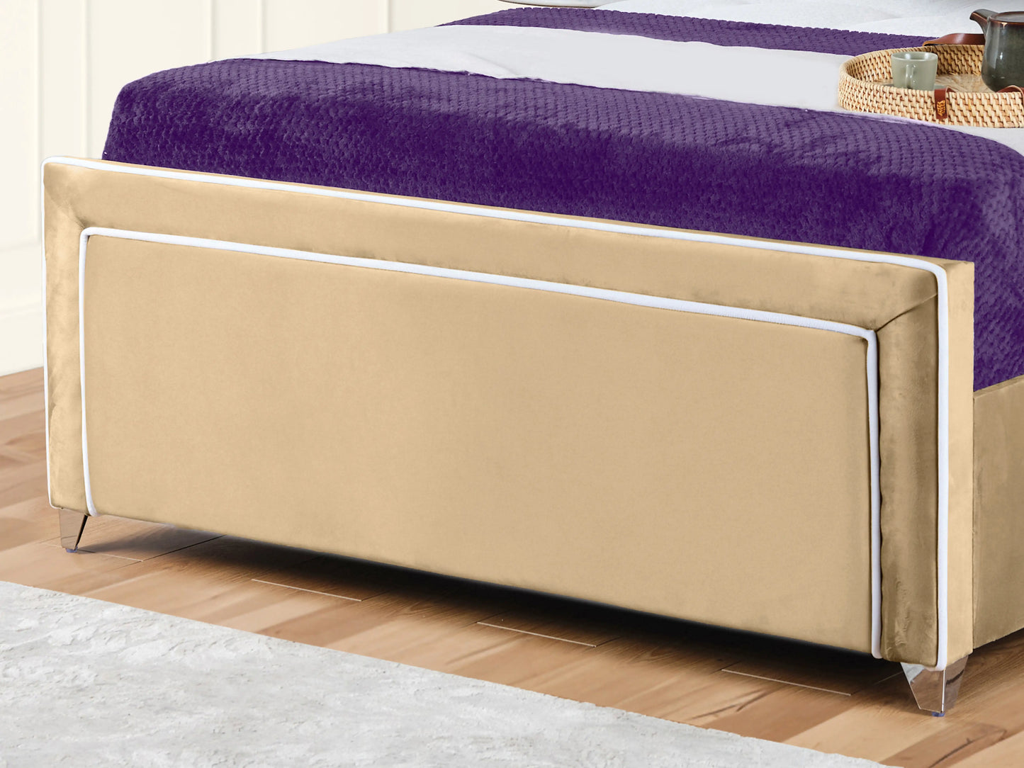 Ariana Upholstered Bed