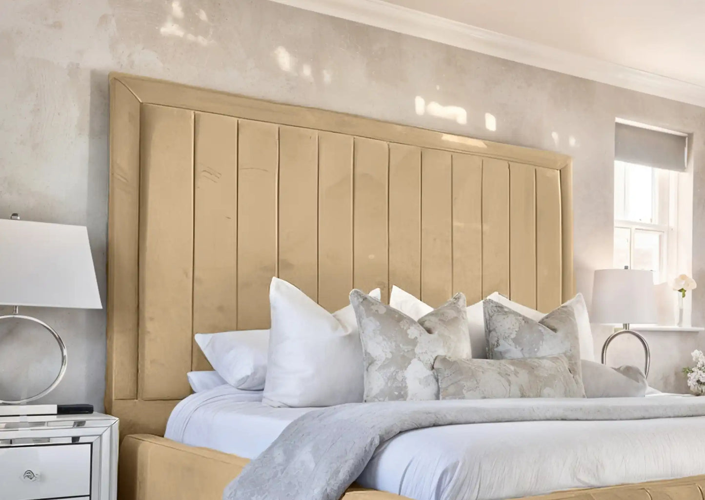 Geneva lined Upholstered Bed