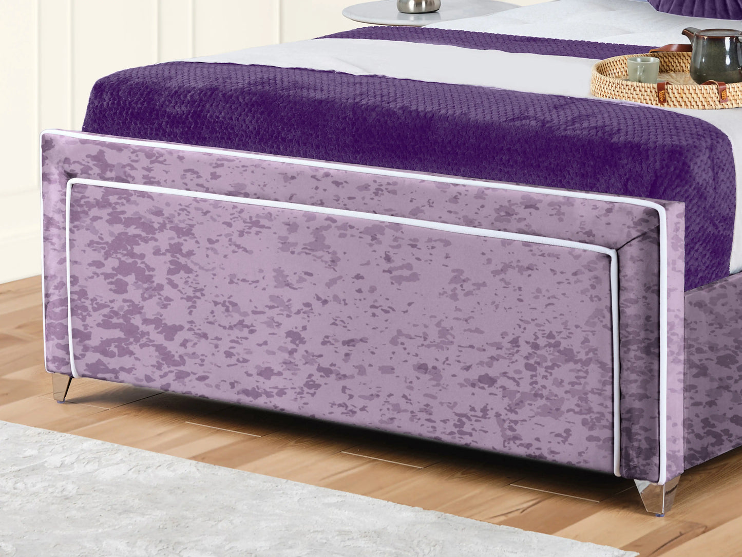Ariana Upholstered Bed