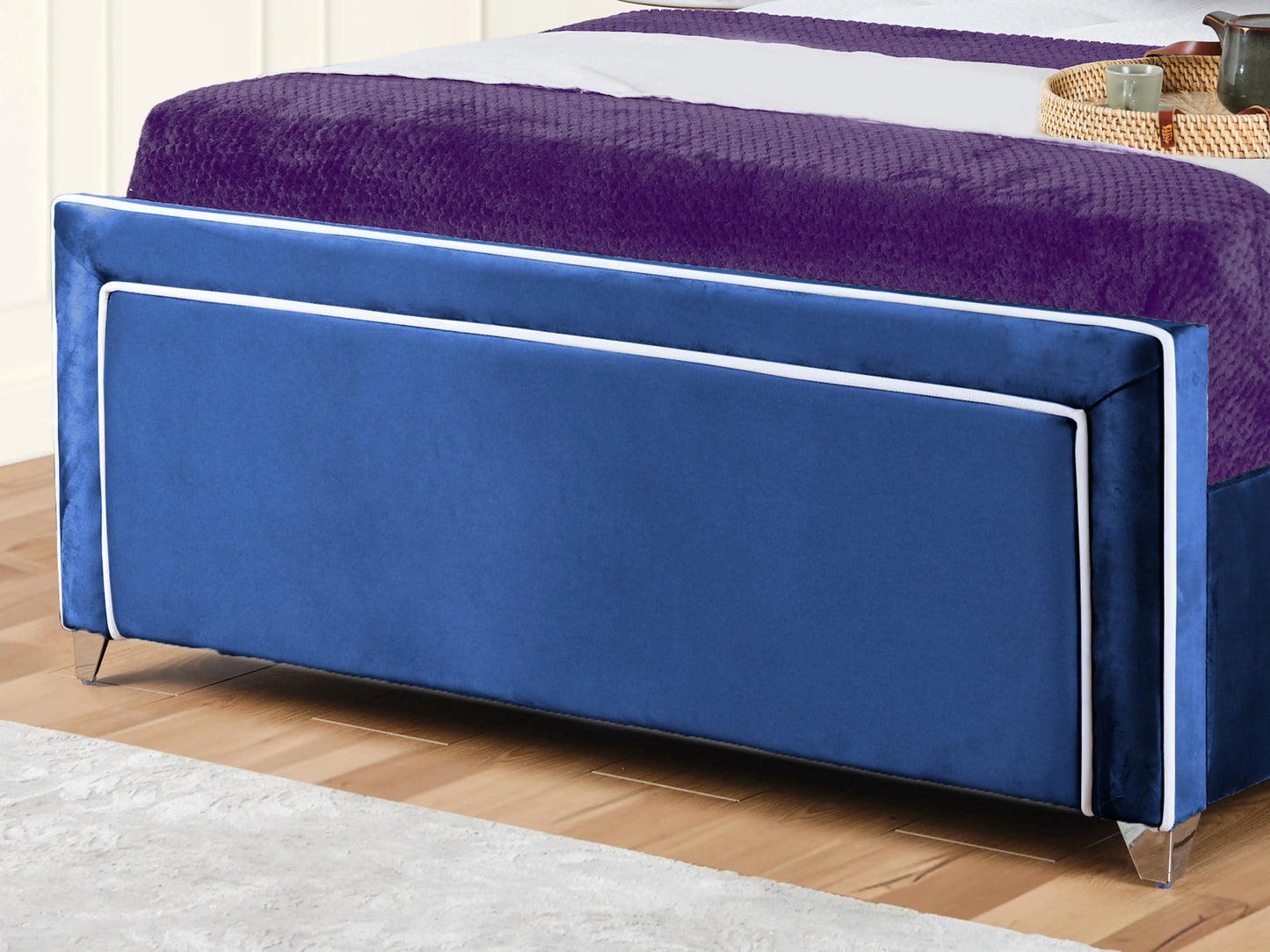 Ariana Upholstered Bed