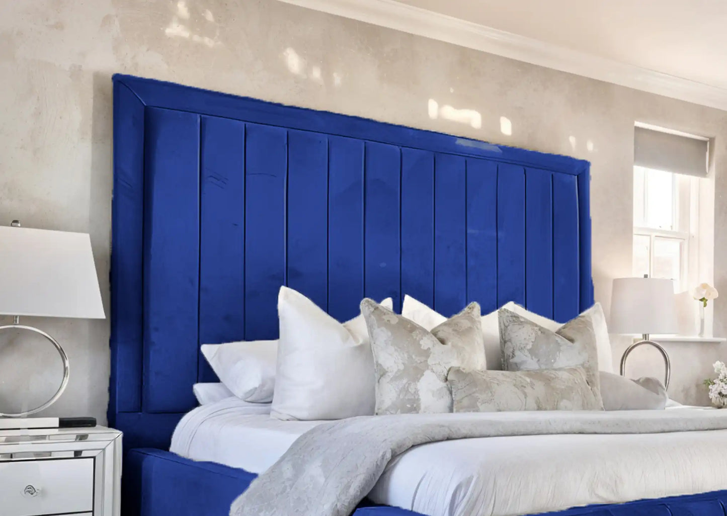 Geneva lined Upholstered Bed