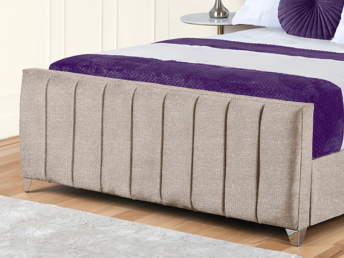 Lisburn Upholstered bed