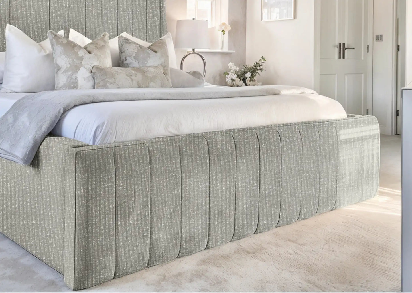 Geneva lined Upholstered Bed