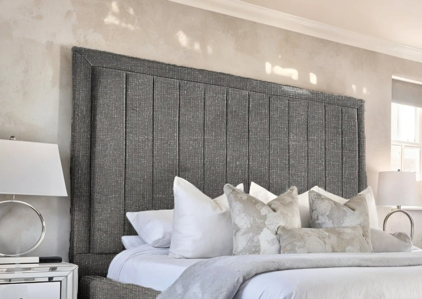 Geneva lined Upholstered Bed