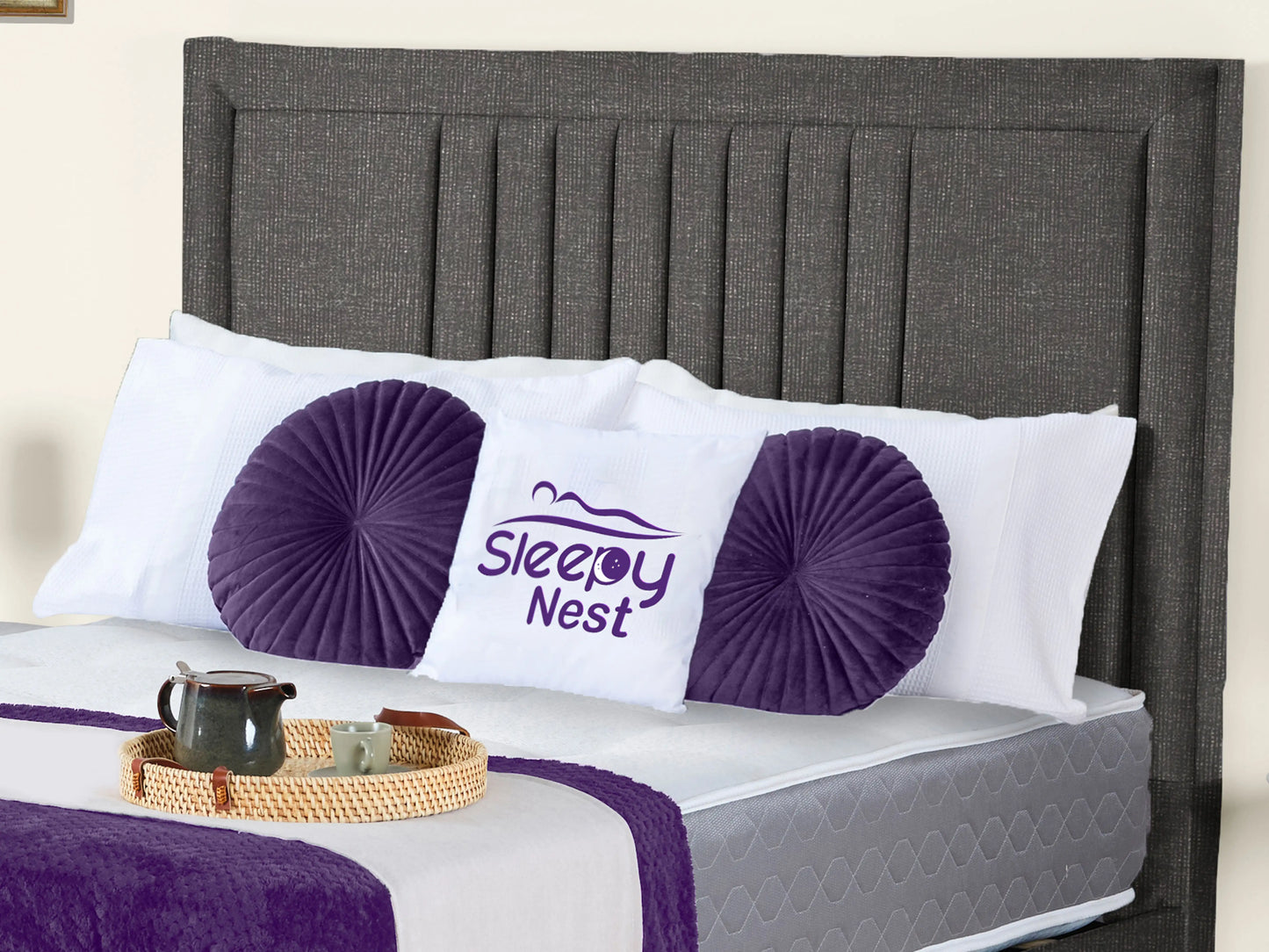 Cannas upholstered bed