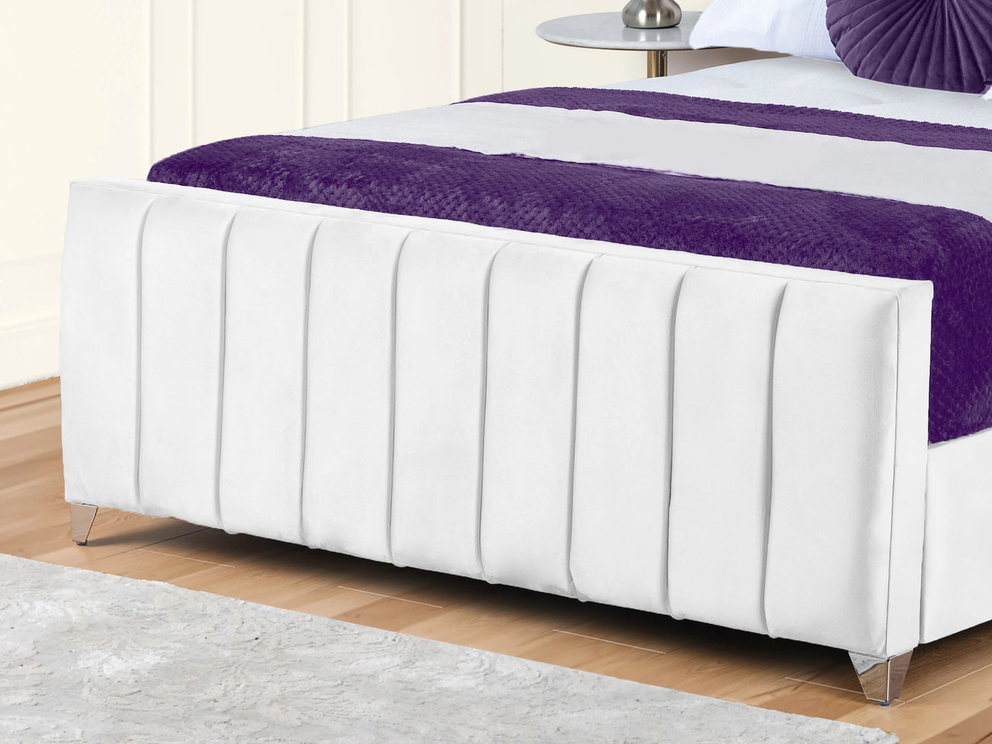 Lisburn Upholstered bed