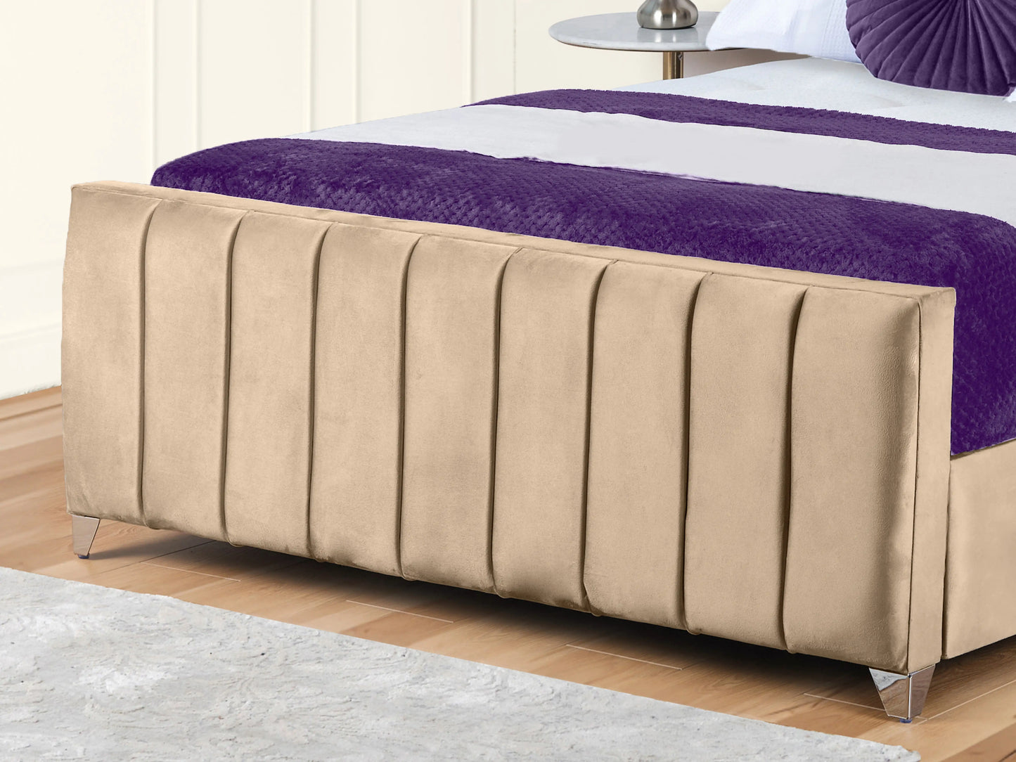 Lisburn Upholstered bed