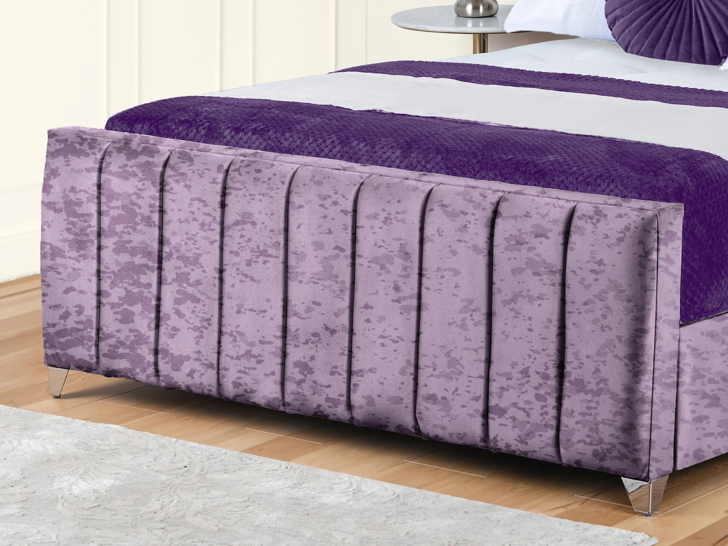 Lisburn Upholstered bed