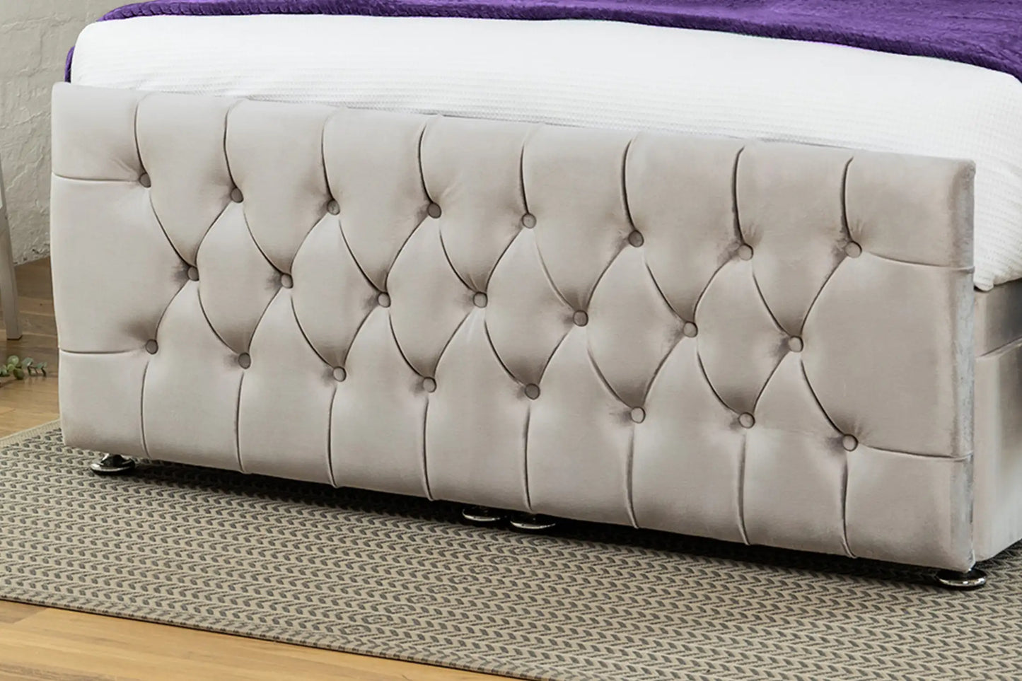 Moscow Ottoman Bed