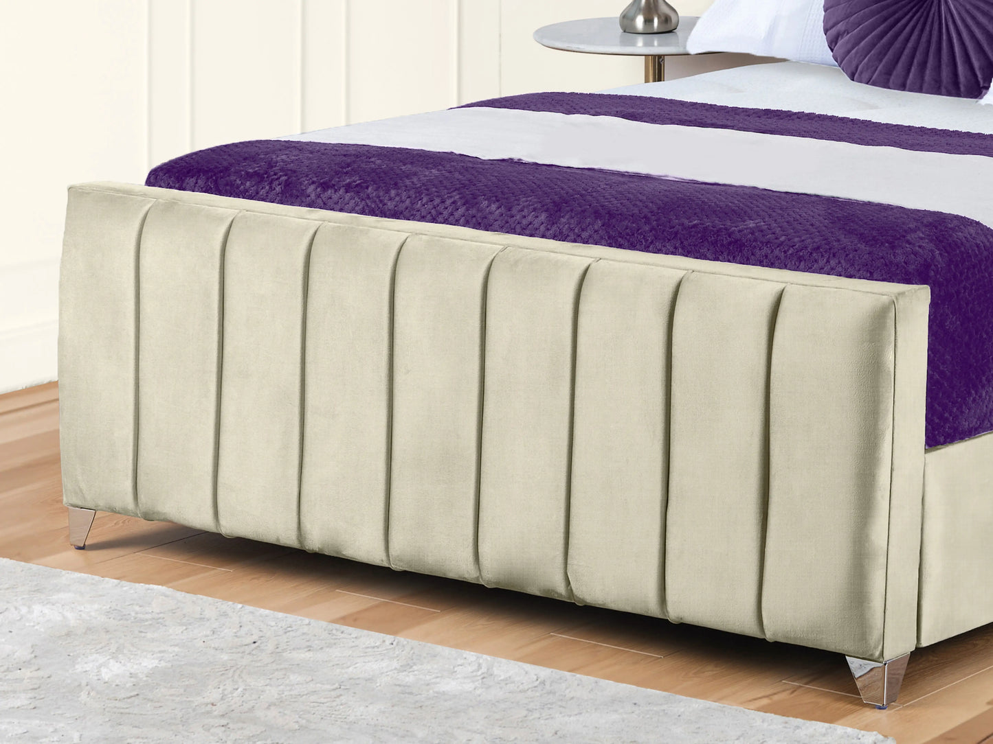 Lisburn Upholstered bed