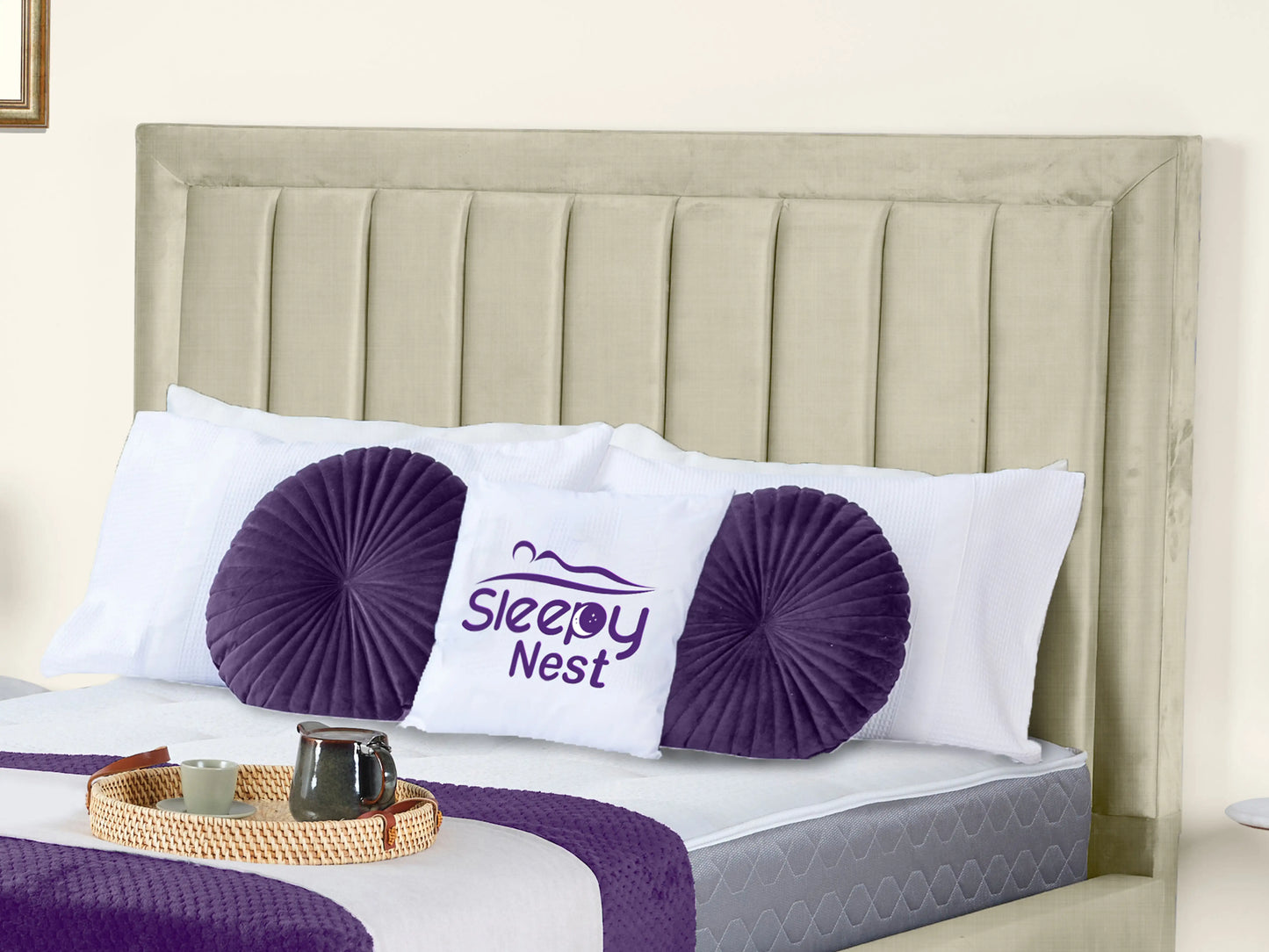 Grand panel Upholstered bed