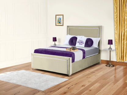 Ariana Upholstered Bed