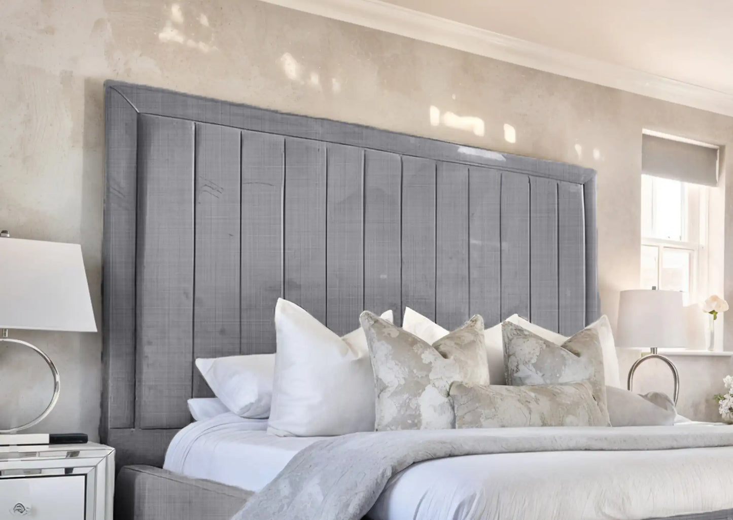 Geneva lined Upholstered Bed