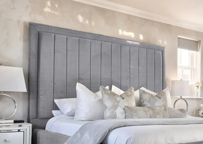 Geneva lined Upholstered Bed