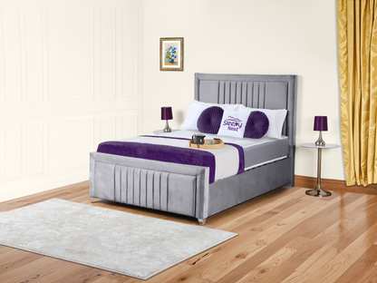 Cannas upholstered bed