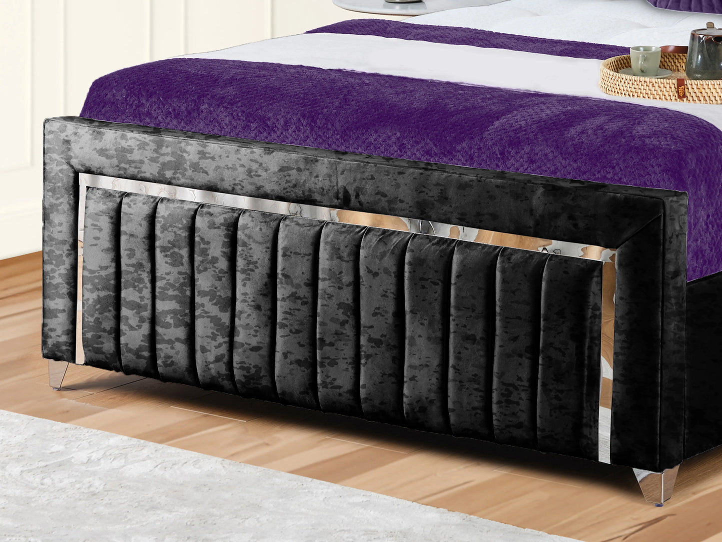 Elizabeth Upholstered Bed