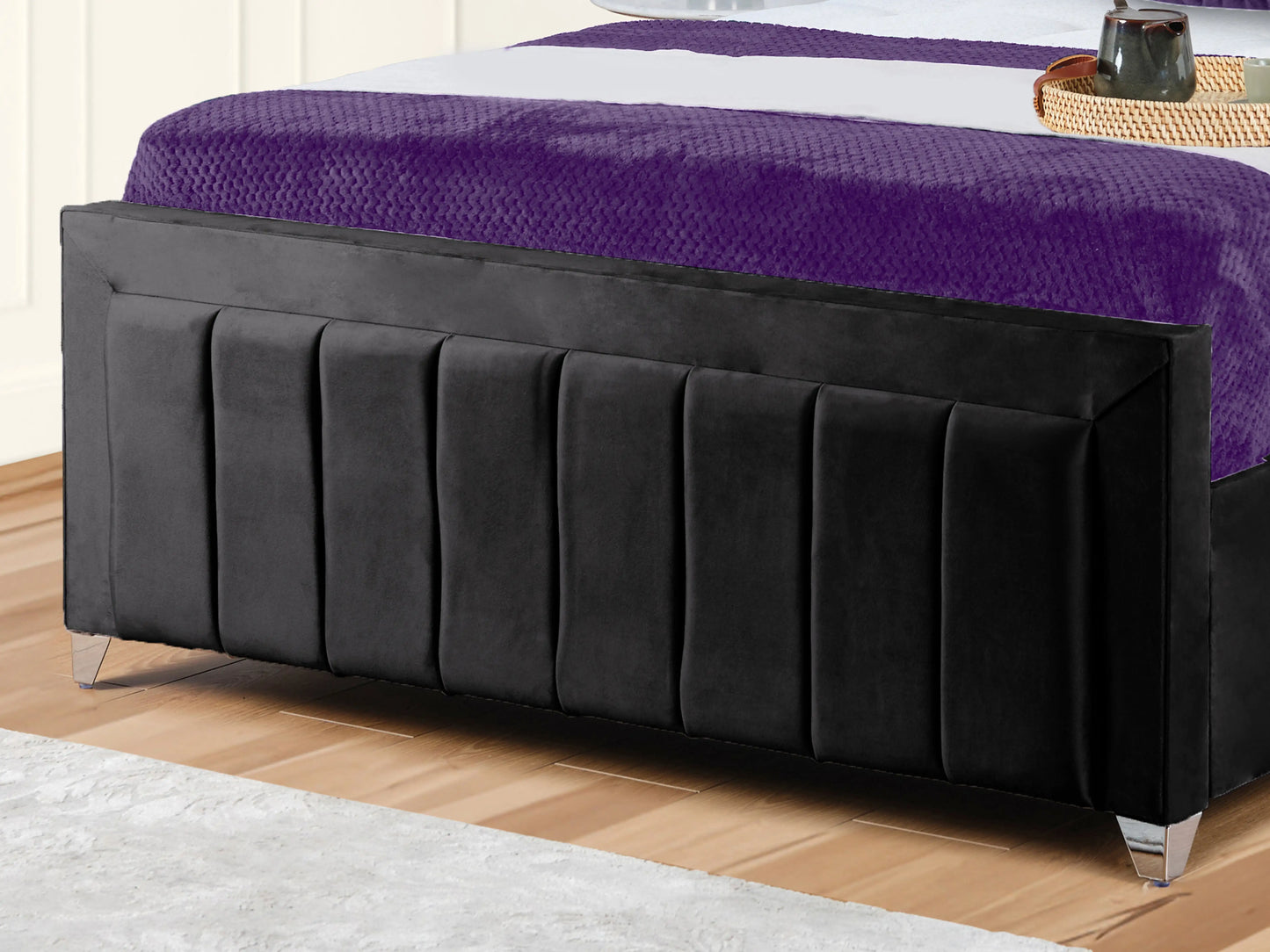 Sierra upholstered Bed