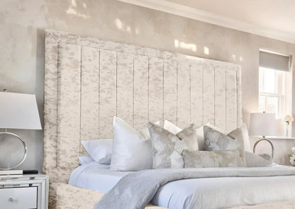 Geneva lined Upholstered Bed