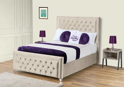 Hilton Upholstered Bed