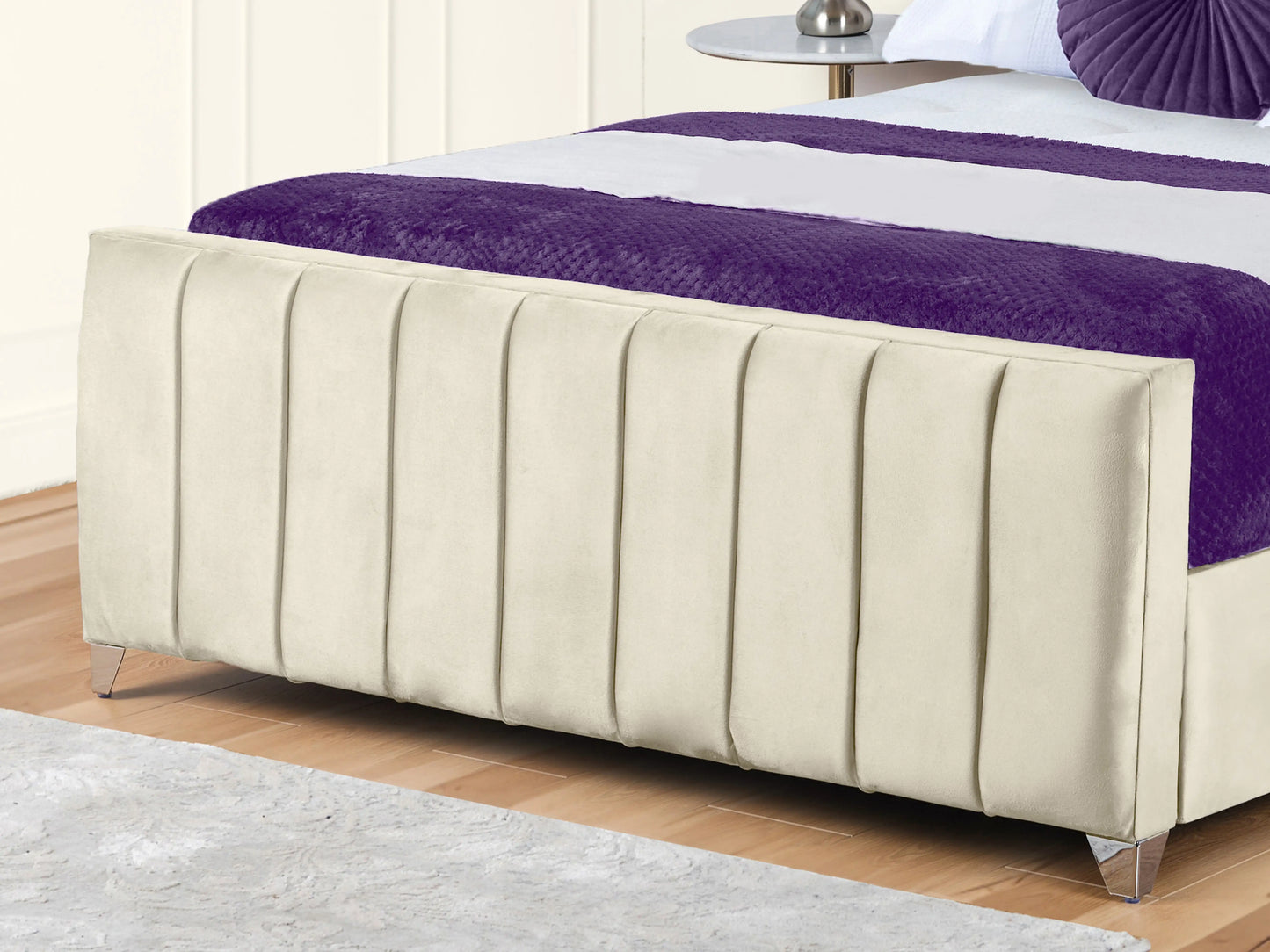 Lisburn Upholstered bed