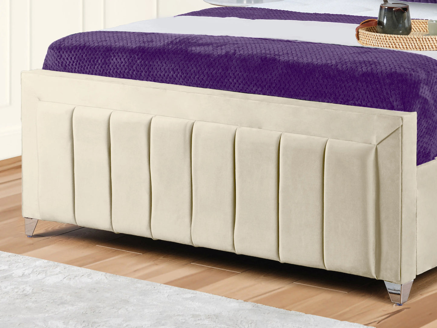 Sierra upholstered Bed