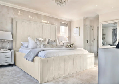 Geneva lined Upholstered Bed