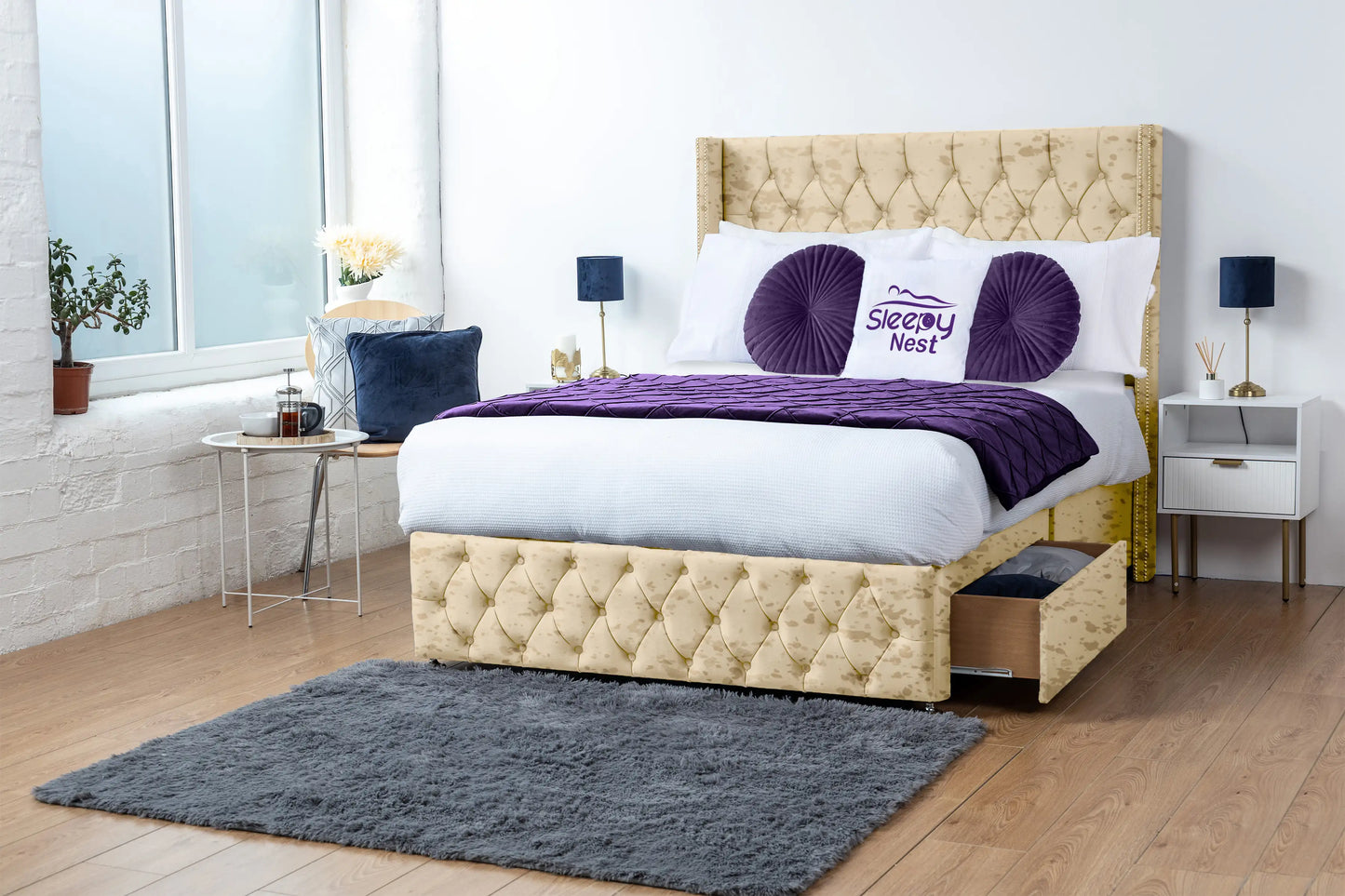 Jasmine Divan Bed
