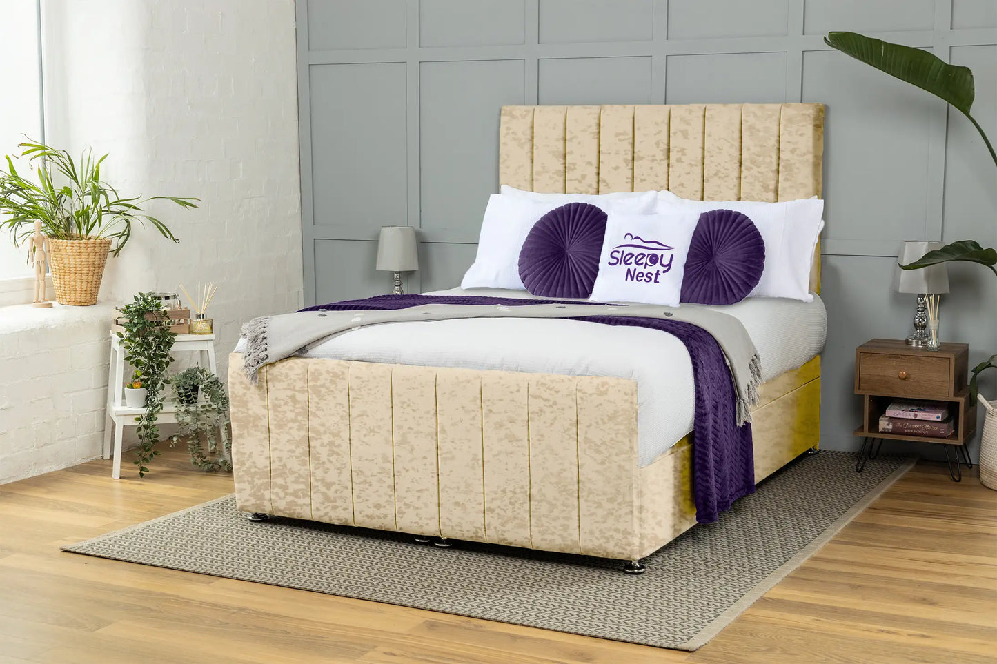 Venetian Ottoman Bed