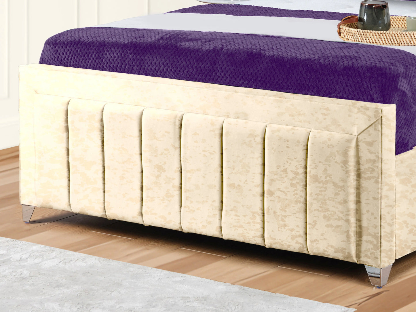 Sierra upholstered Bed