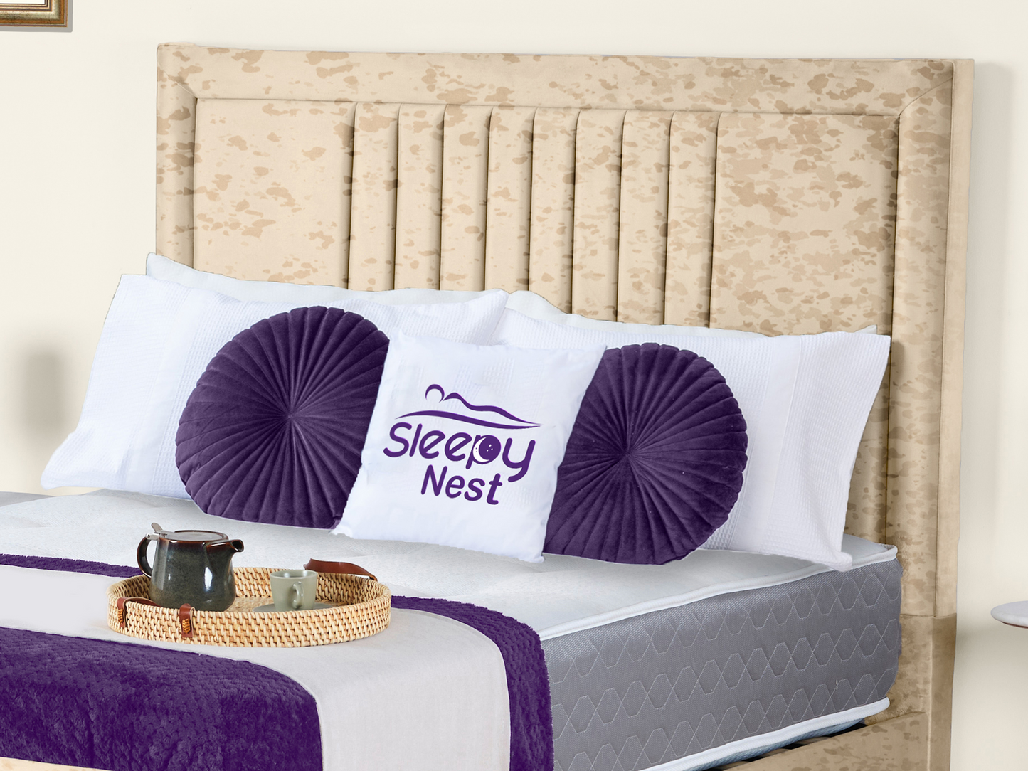 Cannas upholstered bed