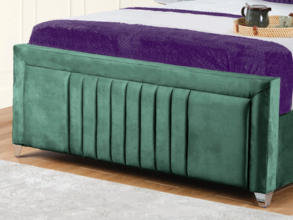 Cannas upholstered bed